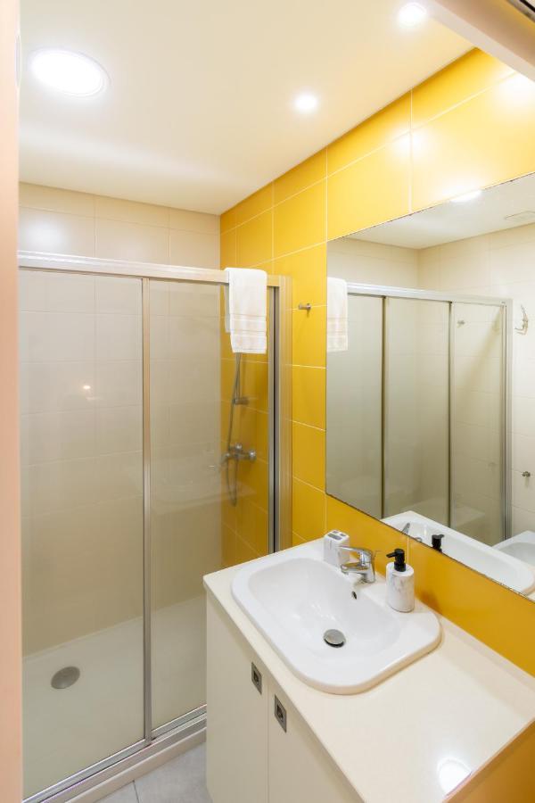 Atlantic Penthouse - City, Montain & Ocean - Free Parking Apartment Ponta Delgada (Sao Miguel)