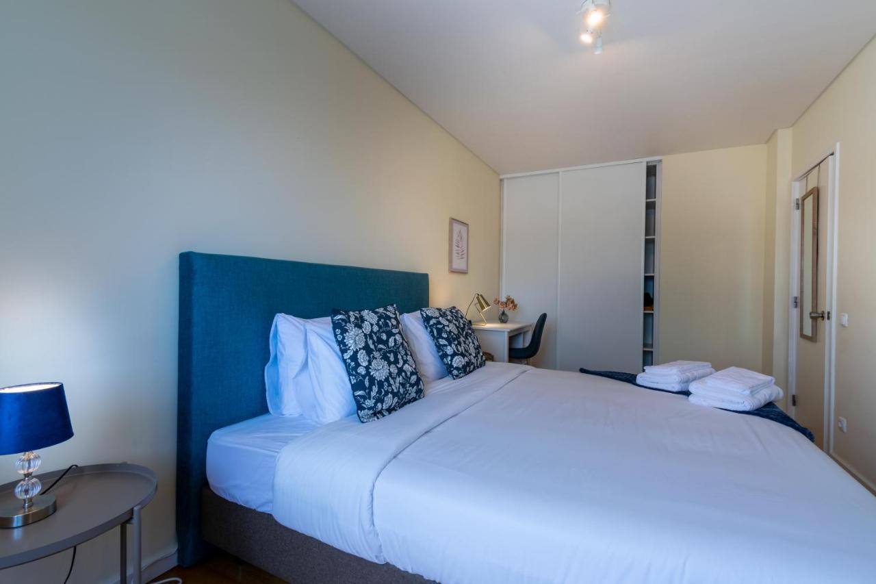 Atlantic Penthouse - City, Montain & Ocean - Free Parking Apartment Ponta Delgada (Sao Miguel)